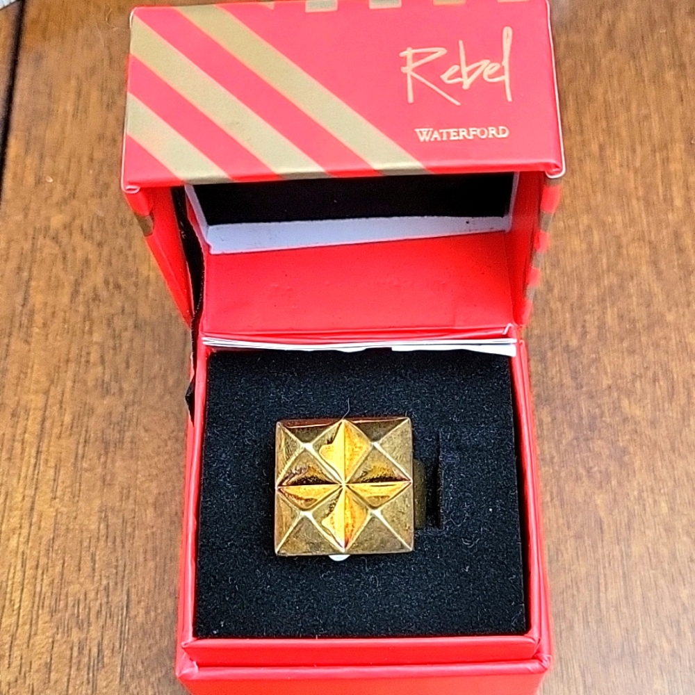 Goldtone Rebel by Waterford "Ella" ring